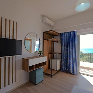 Hotel Holiday